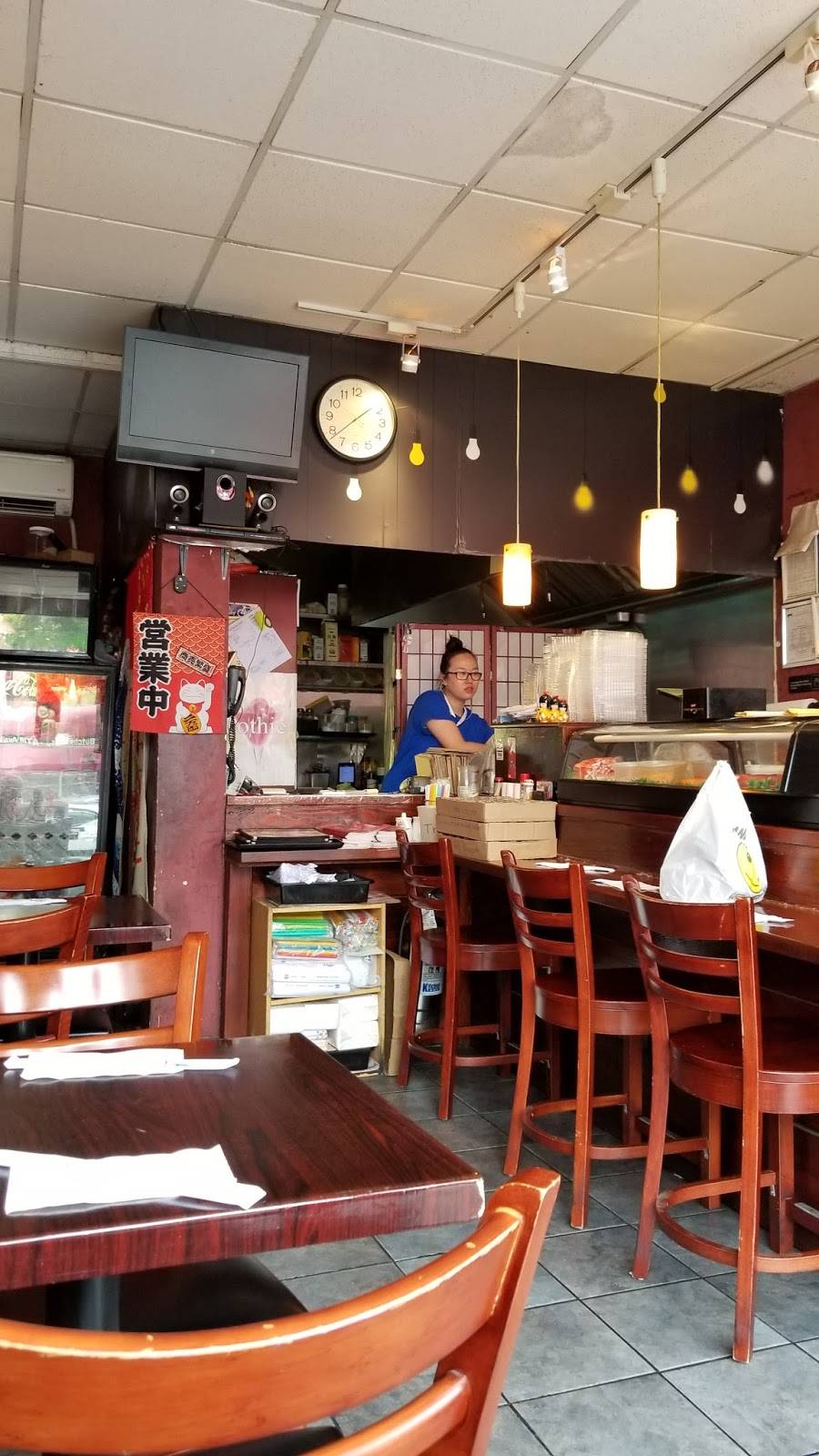 Oishii | restaurant | 37-04 Ditmars Blvd, Astoria, NY 11105, USA | 7186260588 OR +1 718-626-0588