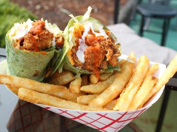 The Chicken Shanty LLC | restaurant | 916 King St, Medford, OR 97501, USA | 5415001700 OR +1 541-500-1700