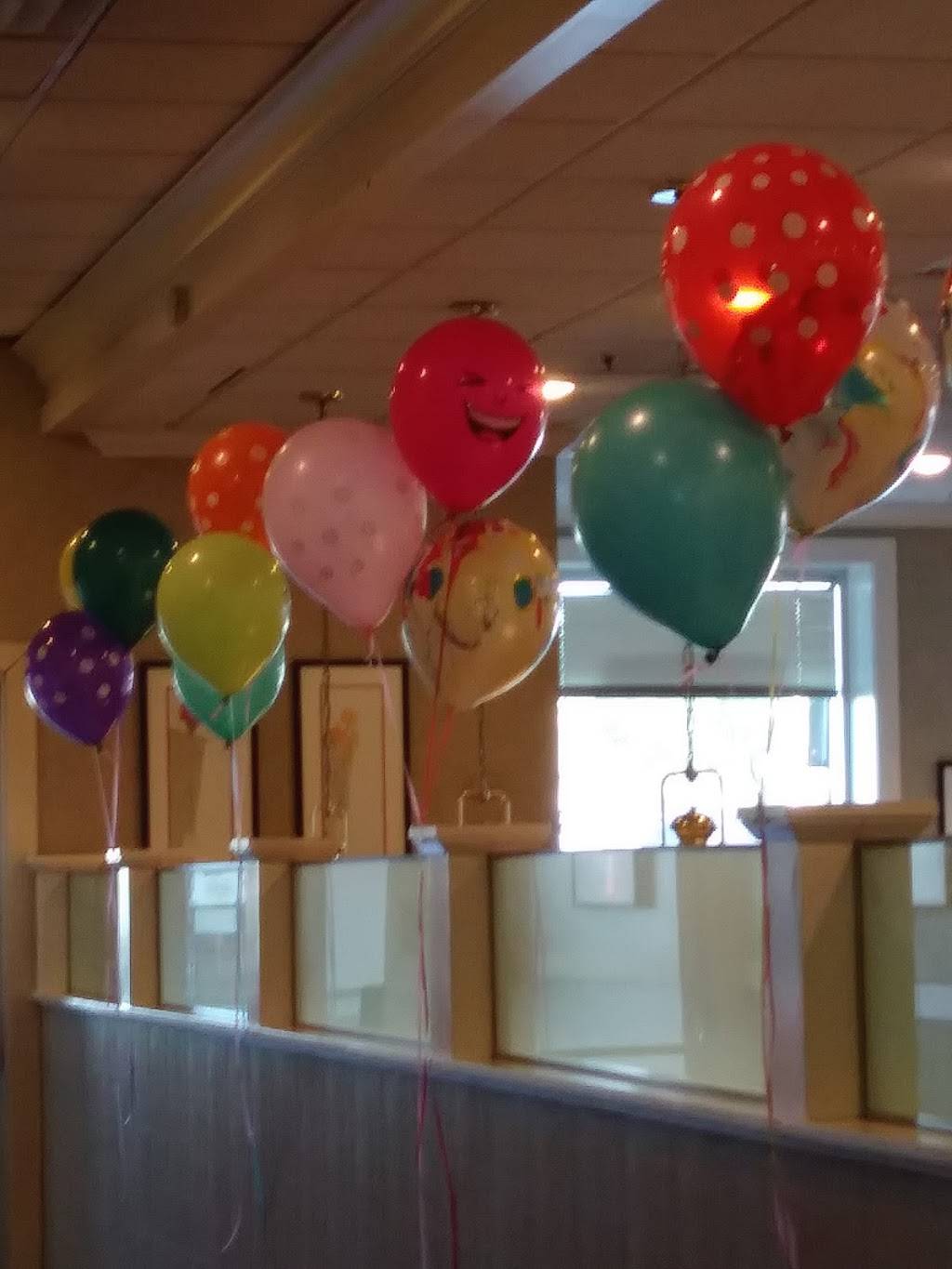 HomeTown Buffet | restaurant | 10542-A SE Washington St, Portland, OR 97216, USA | 5032520741 OR +1 503-252-0741