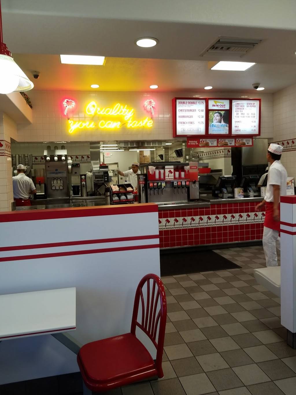 In-N-Out Burger | restaurant | 3501 E Chapman Ave, Orange, CA 92869, USA | 8007861000 OR +1 800-786-1000
