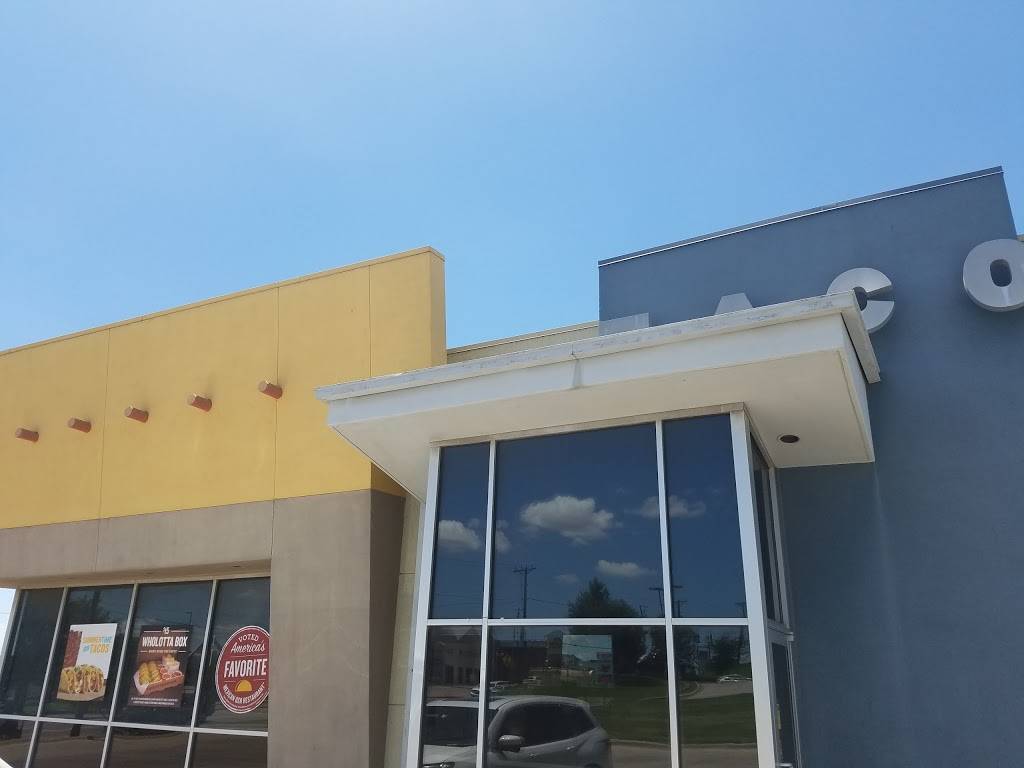 Taco Bueno | restaurant | 1901 S Main St, Weatherford, TX 76086, USA | 8175942840 OR +1 817-594-2840