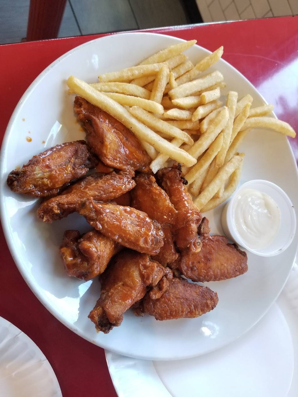 Johnny Napkins | restaurant | 1424 Morris Ave, Union, NJ 07083, USA | 9086887500 OR +1 908-688-7500