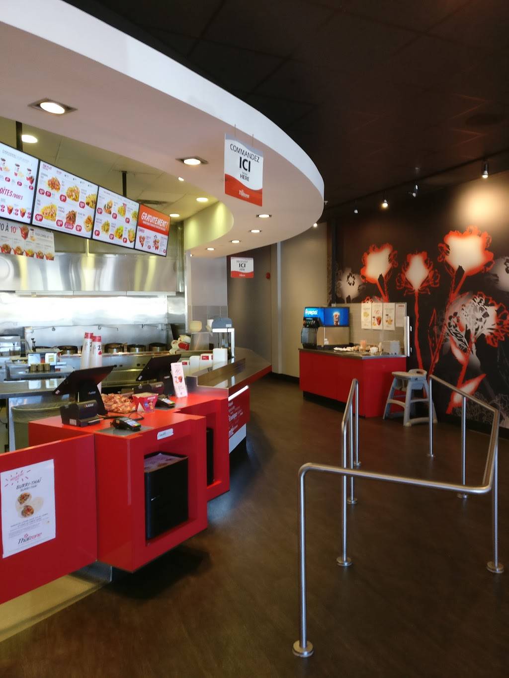 Thaïzone | restaurant | 210 Chemin dAylmer, Gatineau, QC J9H 1A2, Canada | 8195574442 OR +1 819-557-4442