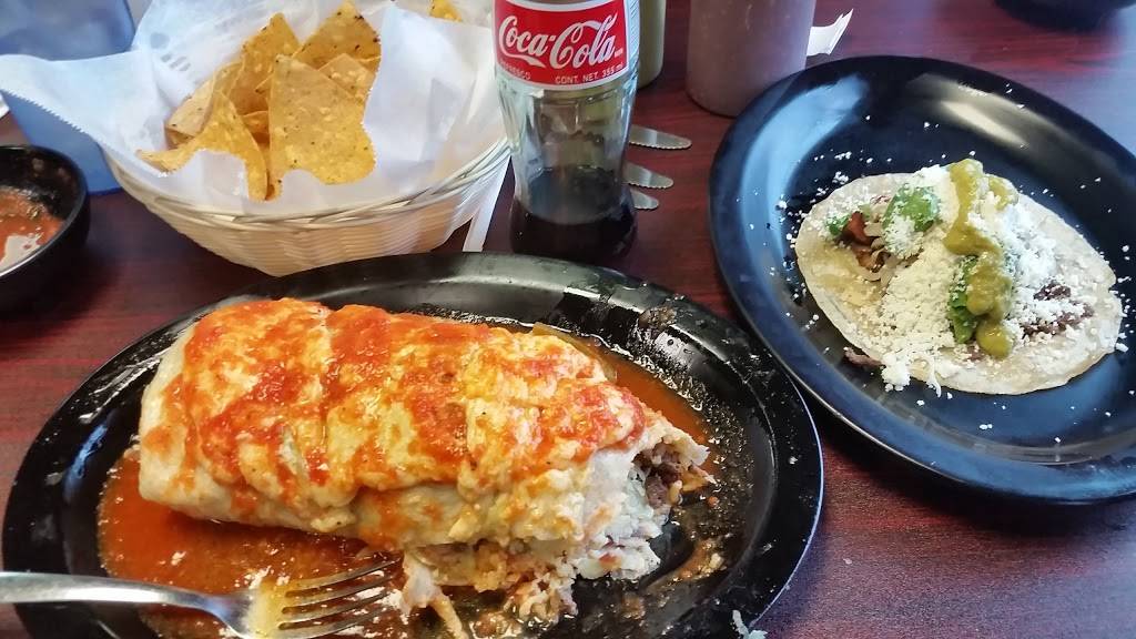 La Morelia Mexican Restaurant | restaurant | 810 Park Ave, Muscatine, IA 52761, USA | 5635541491 OR +1 563-554-1491