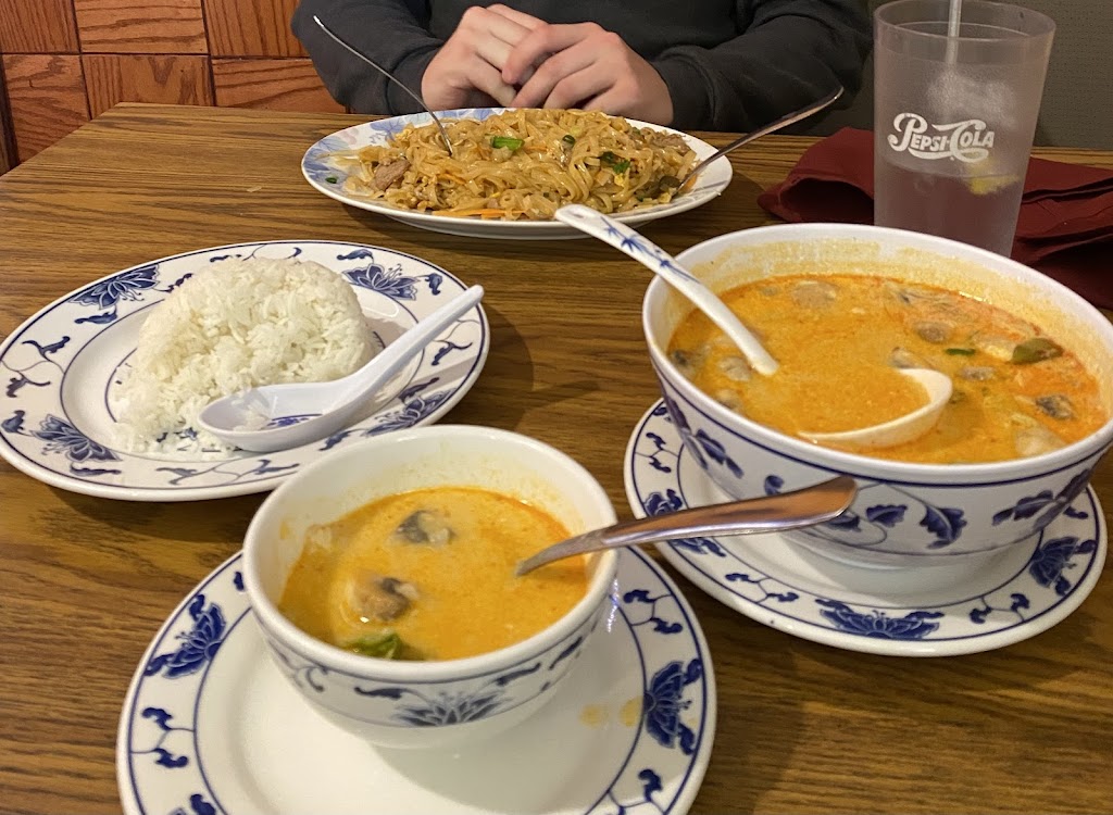 Baan Thai | restaurant | 114 Box Elder Rd W, Box Elder, SD 57719, USA | 6057915130 OR +1 605-791-5130