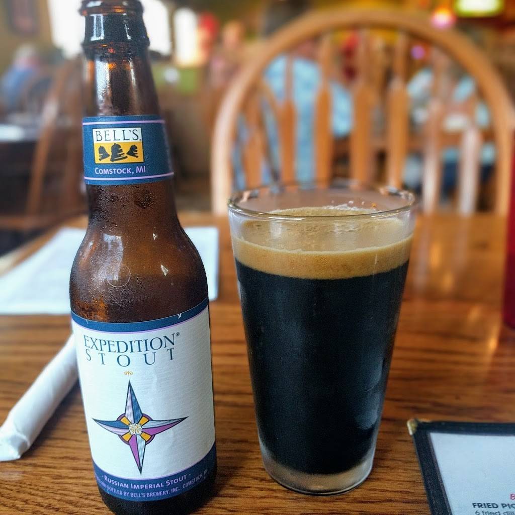 The Lucky Rooster Pub & Eatery | restaurant | 101 W Main St, St Jacob, IL 62281, USA | 6186442769 OR +1 618-644-2769