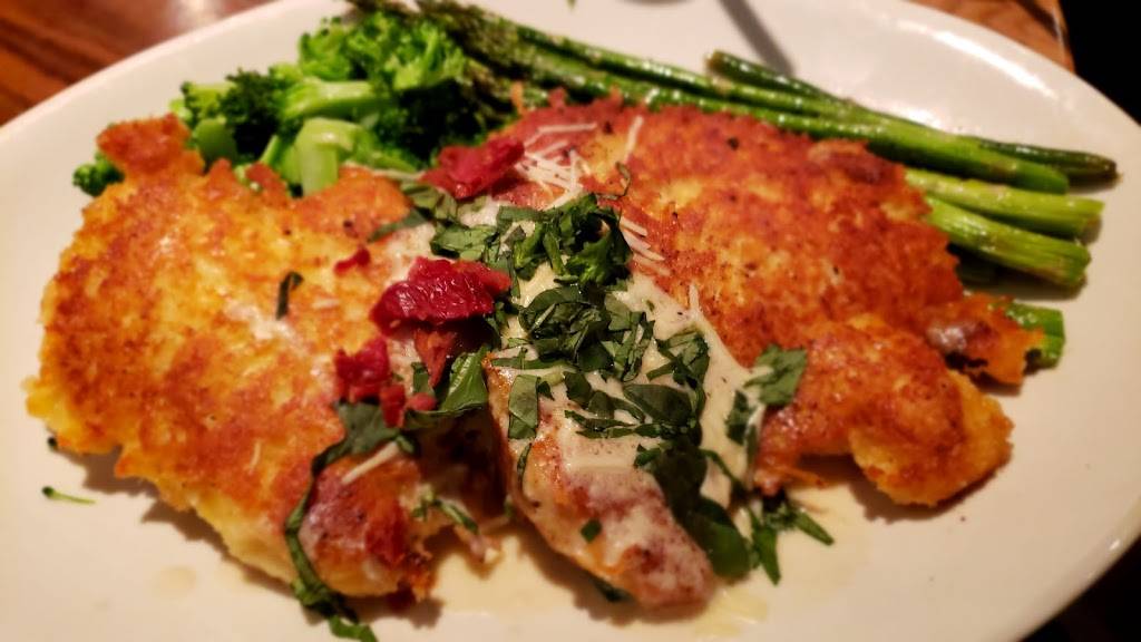 BJs Restaurant & Brewhouse | restaurant | 21001 N Tatum Blvd, Phoenix, AZ 85050, USA | 4805380555 OR +1 480-538-0555