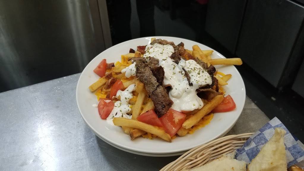 Sideways Bar and Grill | restaurant | 18-22 Bridge St W, Campbellford, ON K0L 1L0, Canada | 7059472333 OR +1 705-947-2333