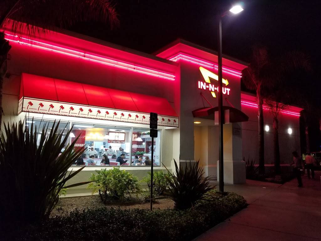 In-N-Out Burger | restaurant | 2005 Camino Del Este, San Diego, CA 92108, USA | 8007861000 OR +1 800-786-1000