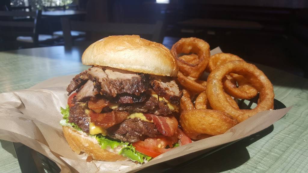 Angus McCurdys | restaurant | 34541 Yucaipa Blvd, Yucaipa, CA 92399, USA | 9097976580 OR +1 909-797-6580