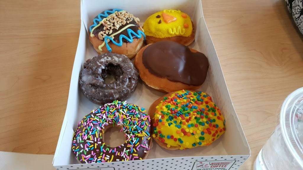 Krispy Kreme | bakery | 7835 Beechmont Ave, Anderson Township, OH 45255, USA | 5133880212 OR +1 513-388-0212