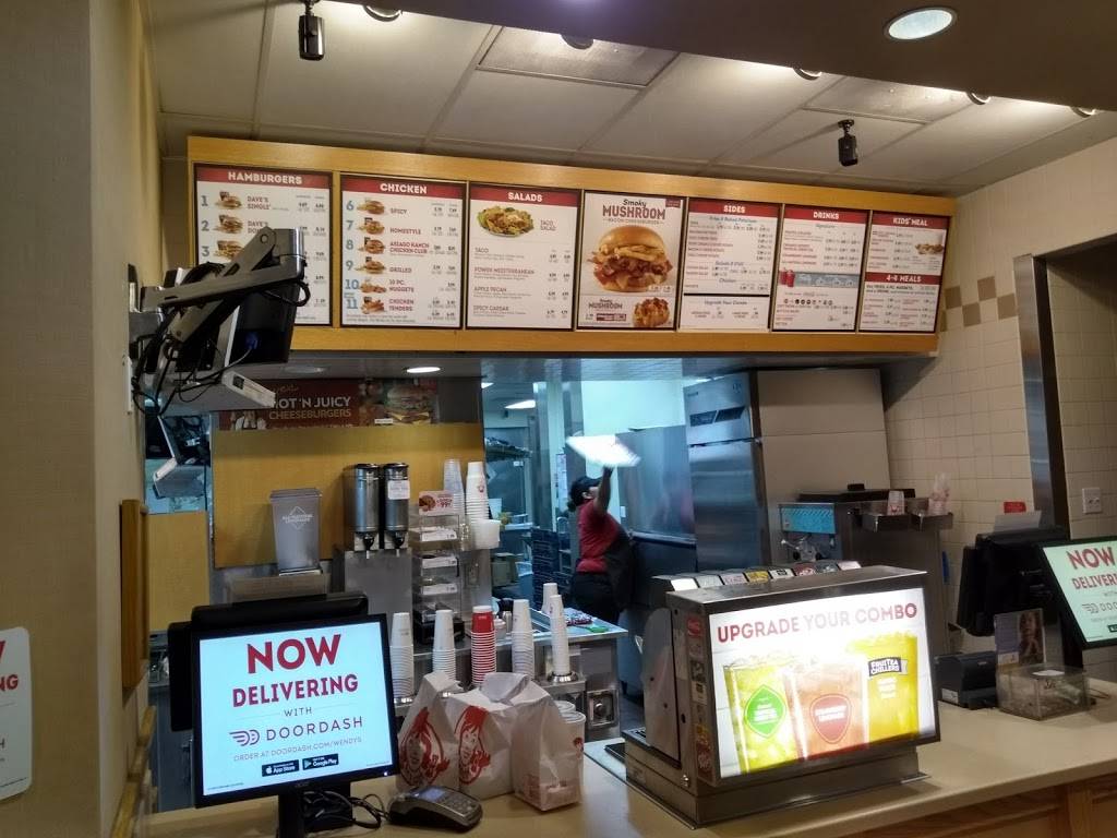 Wendys | restaurant | 6585 Mission Gorge Rd, San Diego, CA 92120, USA | 6195219856 OR +1 619-521-9856