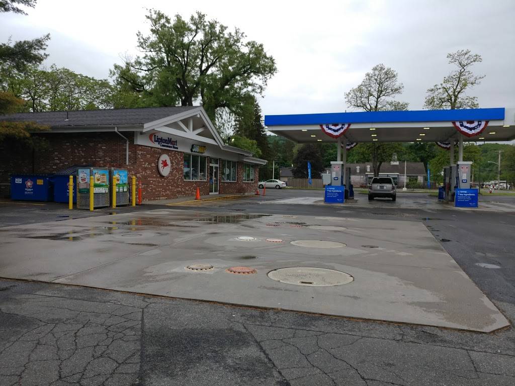 Subway | restaurant | 246 Stockbridge Rd, Great Barrington, MA 01230, USA | 4134298454 OR +1 413-429-8454