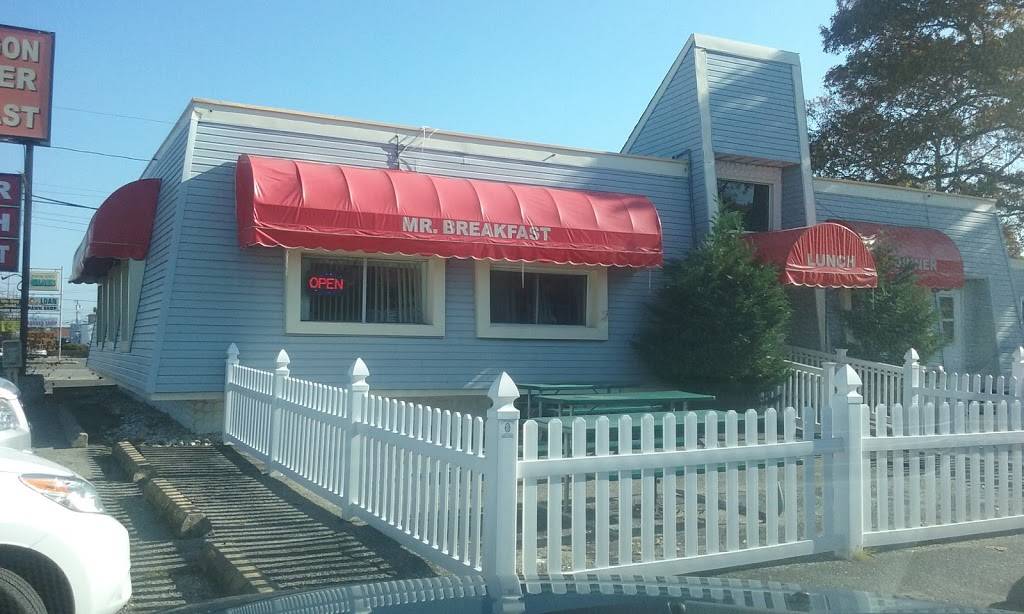 Bandwagon Diner | restaurant | 2500 Rte 37 E, Toms River, NJ 08753, USA | 7322706400 OR +1 732-270-6400