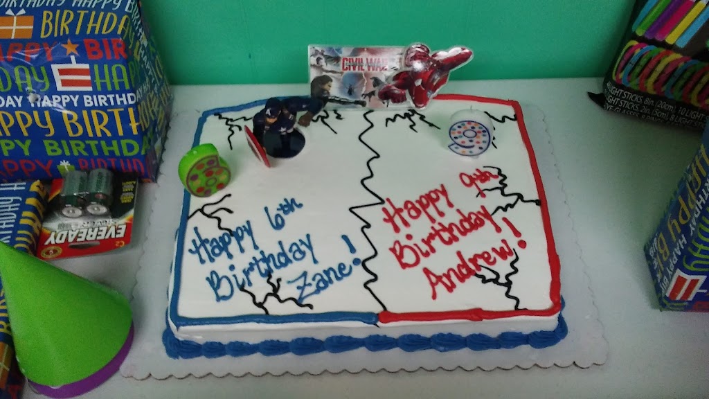 Centennial Lanes | restaurant | 2400 Vine St, Hays, KS 67601, USA | 7856252916 OR +1 785-625-2916