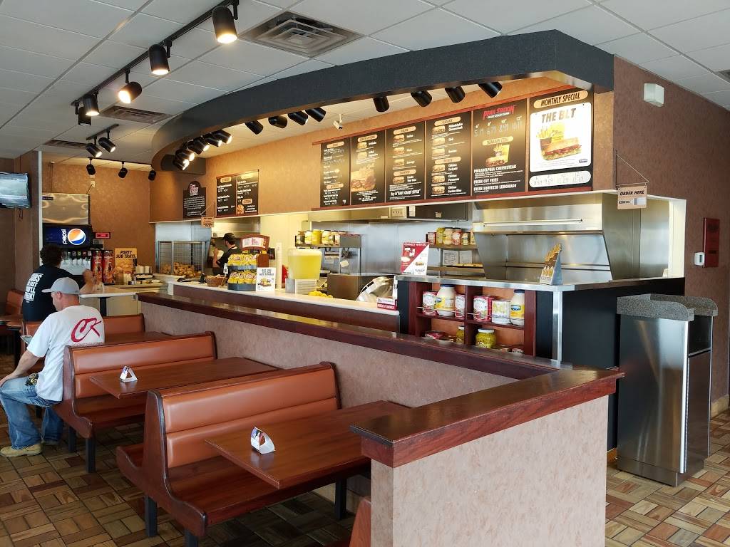 Penn Station East Coast Subs | meal takeaway | 7950 Hosbrook Rd, Cincinnati, OH 45243, USA | 5138917575 OR +1 513-891-7575