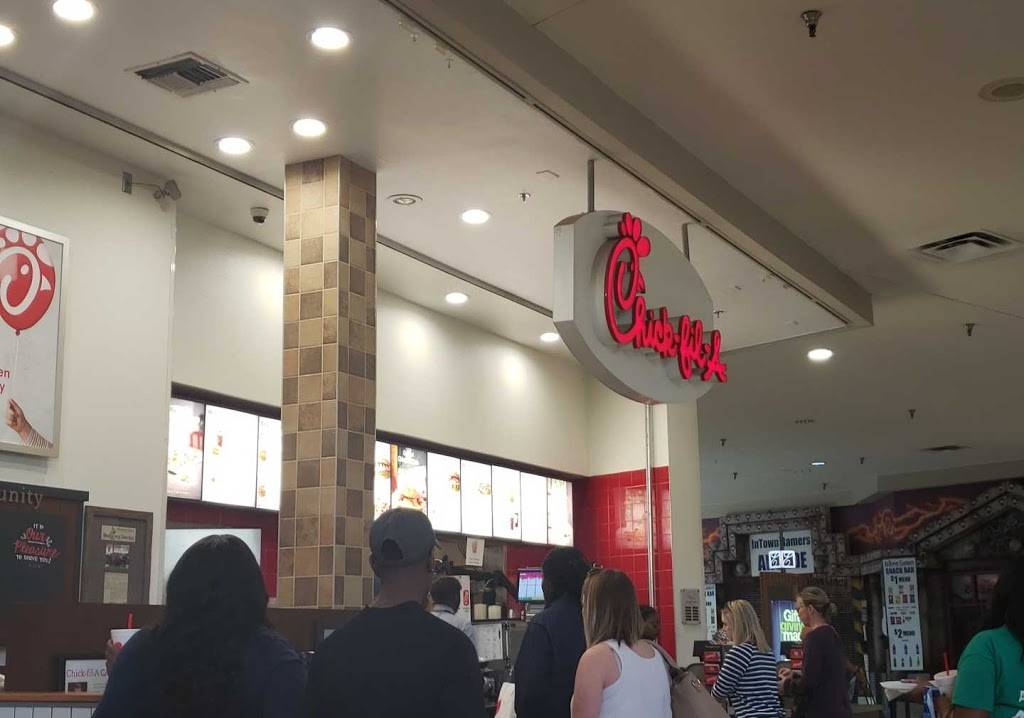 Chick-fil-A | restaurant | 1250 Eastdale Mall, Montgomery, AL 36117, USA | 3342721411 OR +1 334-272-1411