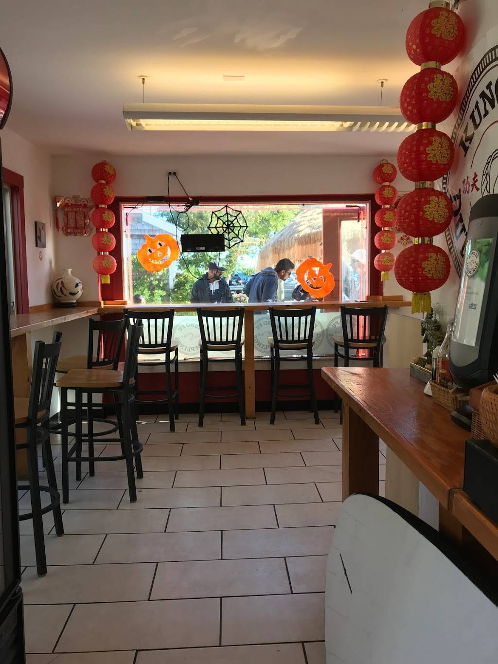 Kung Fu Dumplings | restaurant | 293 Commercial St, Provincetown, MA 02657, USA | 7745387106 OR +1 774-538-7106