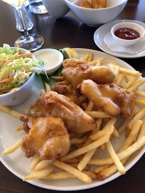 Desmonds at The S | restaurant | 71777 Frank Sinatra Dr Suite S, Rancho Mirage, CA 92270, USA | 7603282111 OR +1 760-328-2111