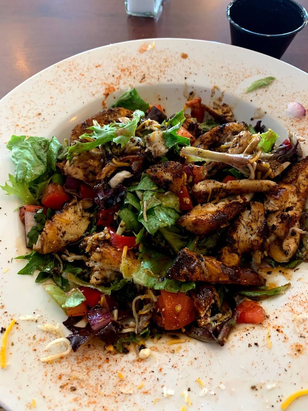 Hogfish Seafood & Smokehouse | restaurant | 1440 Diana Dr, Loveland, CO 80537, USA | 9702785813 OR +1 970-278-5813