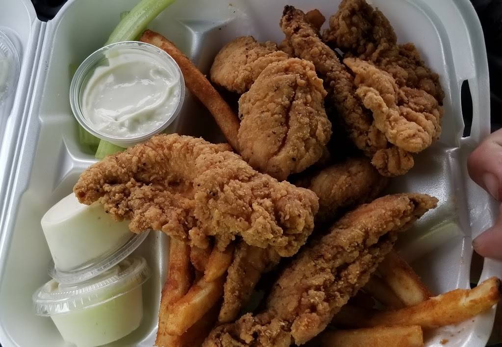 Uncle Mikes Hometown Pizza | restaurant | 3700 Milton Ave, Camillus, NY 13031, USA | 3154680676 OR +1 315-468-0676