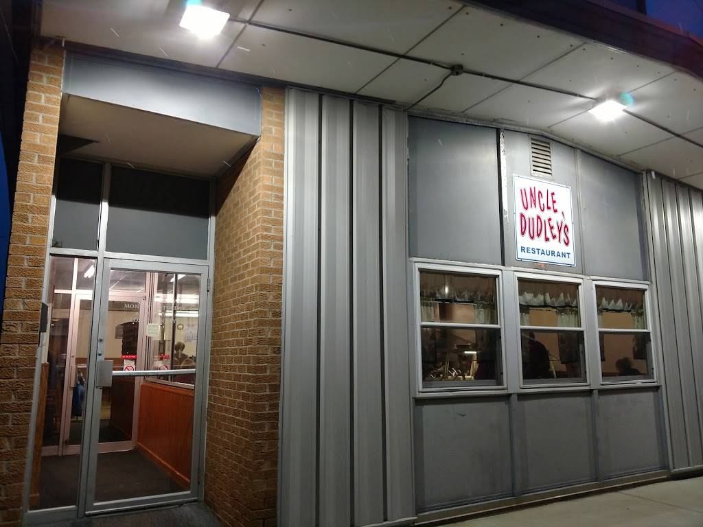 Uncle Dudleys Restaurant | restaurant | 21 E Maple St, Willard, OH 44890, USA | 4199351043 OR +1 419-935-1043