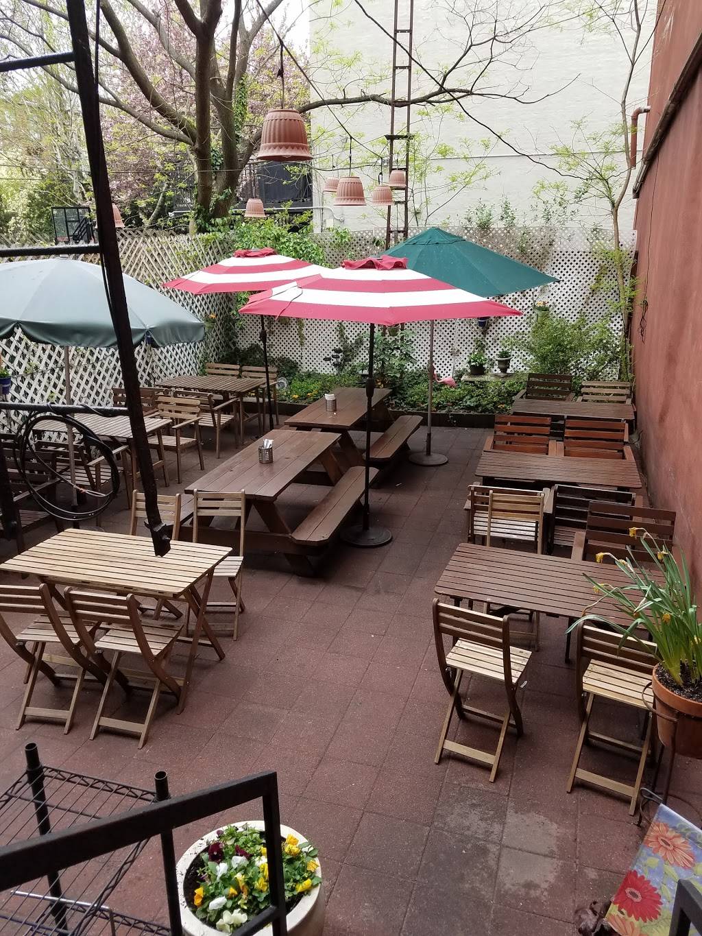 Layla Jones | restaurant | 214 Court St, Brooklyn, NY 11201, USA | 7186242361 OR +1 718-624-2361