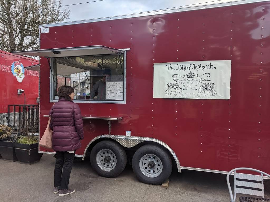 The Big Elephant Kitchen | restaurant | 3530 SW Multnomah Blvd, Portland, OR 97219, USA | 5035671797 OR +1 503-567-1797