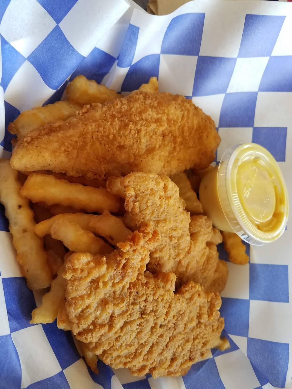 Daves Burgers | restaurant | 1206 S Randolph St, Garrett, IN 46738, USA | 2603571400 OR +1 260-357-1400