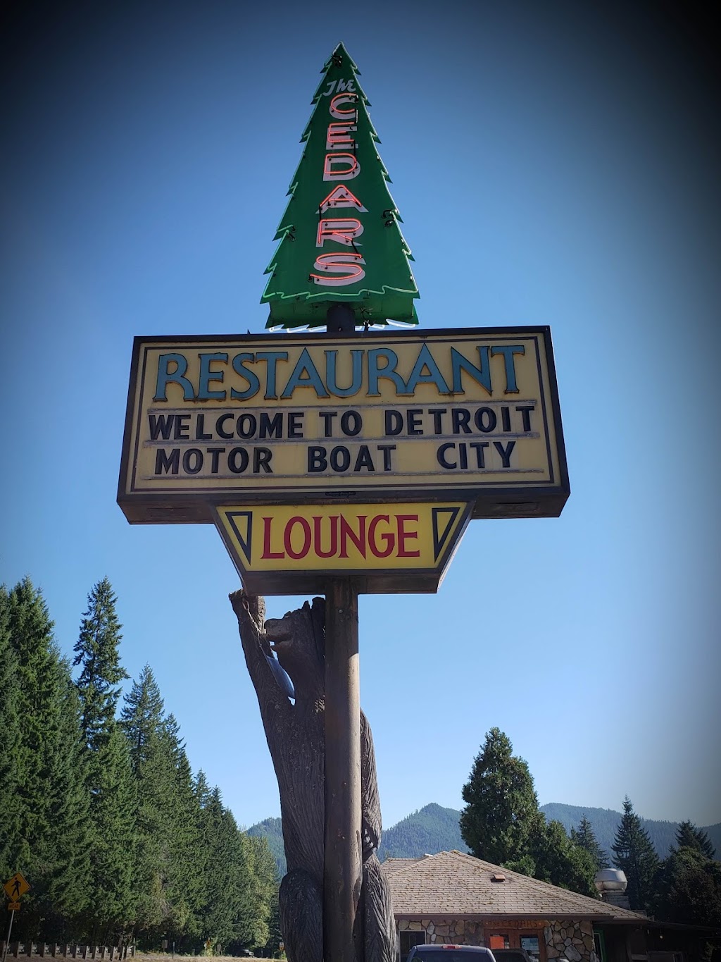 Cedars Restaurant & Lounge | restaurant | 200 Detroit Ave, Detroit, OR 97342, USA | 5038543636 OR +1 503-854-3636