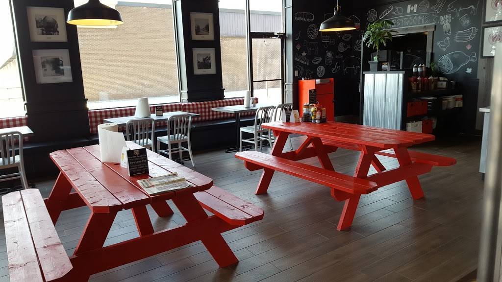 Hank Daddys Barbecue | restaurant | 7777 Keele St #11, Concord, ON L4K 1Y7, Canada | 9054174545 OR +1 905-417-4545