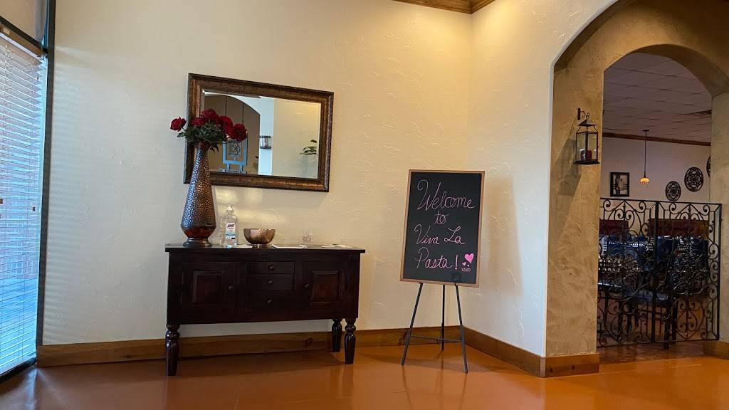 Viva La Pasta | restaurant | 1093 W Main St #214, Lewisville, TX 75067, USA | 9725375057 OR +1 972-537-5057