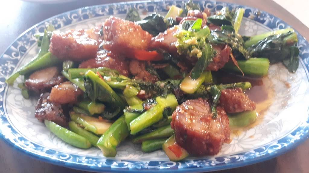 BB Charearnxap Restaurant | restaurant | 2121 Eddy Ln, Eau Claire, WI 54703, USA | 7155232400 OR +1 715-523-2400