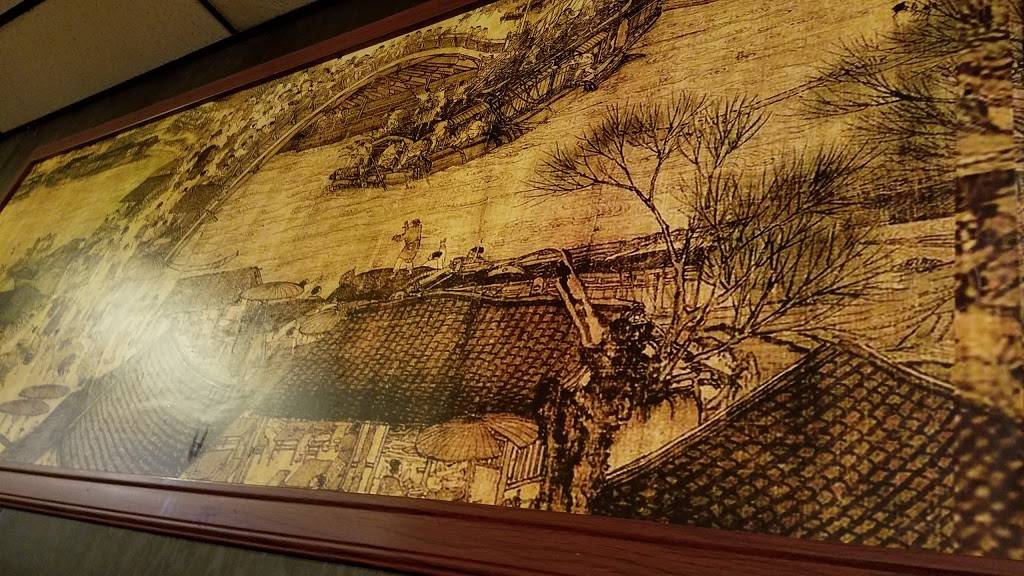 Yummy Yummy Asian Cuisine and Grill | restaurant | 105 W 1st St, Lyons, KS 67554, USA | 6202572888 OR +1 620-257-2888