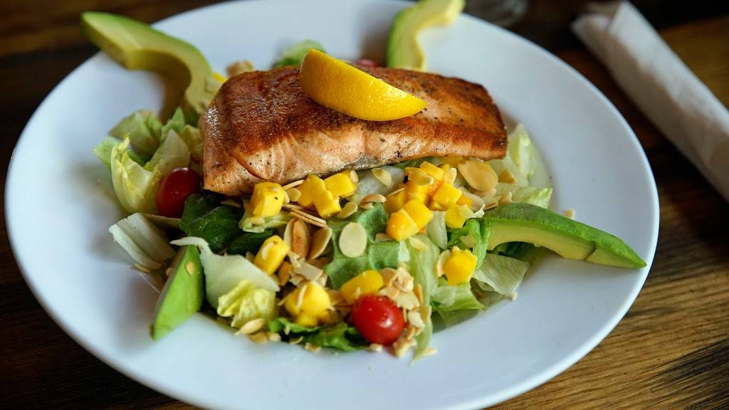 Paradise Grill | restaurant | 1097 N Tamiami Trail, Nokomis, FL 34275, USA | 9417861524 OR +1 941-786-1524