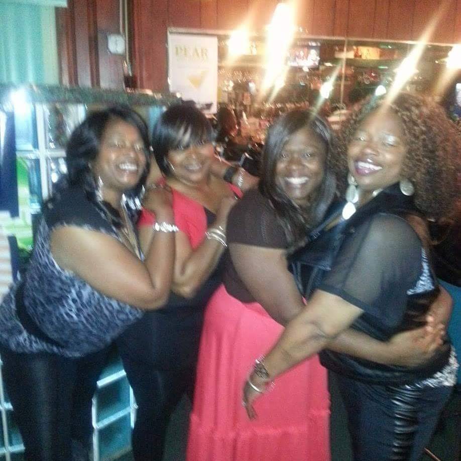 Peace of Mind Pub & Eatery | restaurant | 5500 Emerson Way, Indianapolis, IN 46226, USA | 3174058475 OR +1 317-405-8475