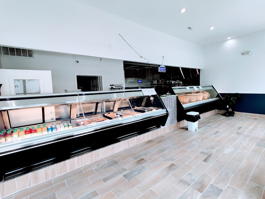 Pikes Corner | restaurant | 1940 E Washington Ln, Philadelphia, PA 19138, USA | 2152241947 OR +1 215-224-1947