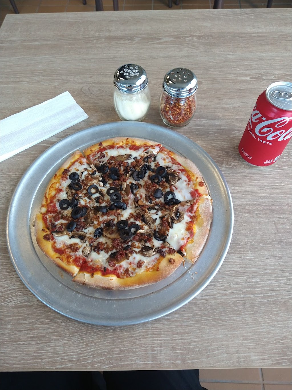 Frankies Italian Kitchen Noho | restaurant | 10544 Magnolia Blvd Unit 2, Los Angeles, CA 91601, USA | 8187661520 OR +1 818-766-1520