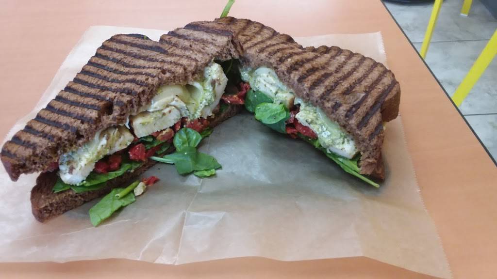 Frutimania | restaurant | 330 W Felicita Ave e06, Escondido, CA 92025, USA | 7602944782 OR +1 760-294-4782