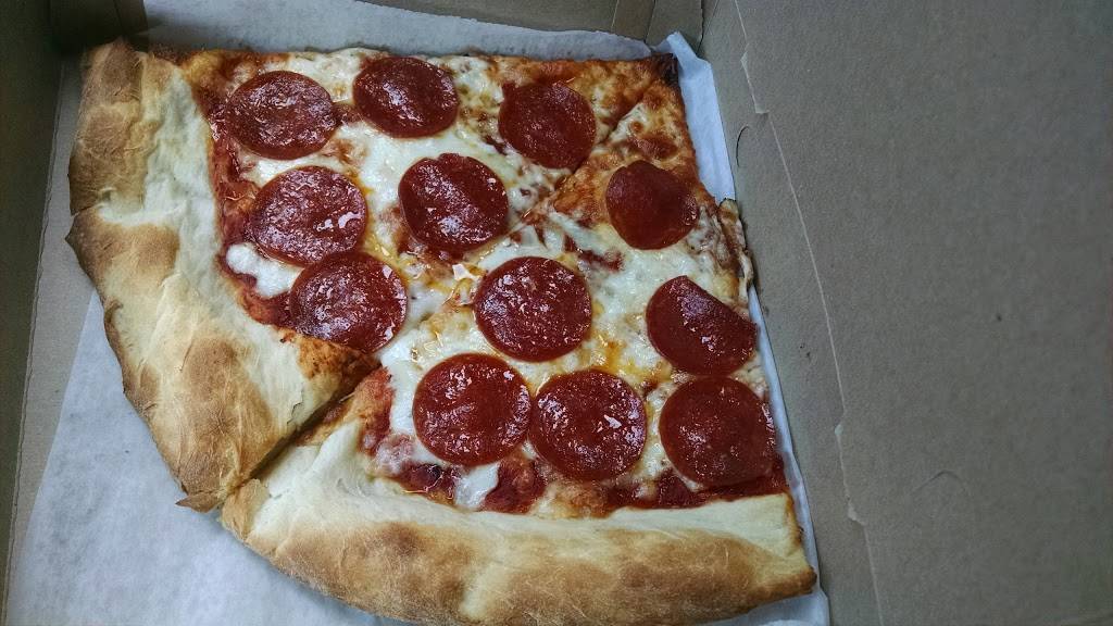 Moon River Pizza | restaurant | 925 S 14th St, Fernandina Beach, FL 32034, USA | 9043213400 OR +1 904-321-3400