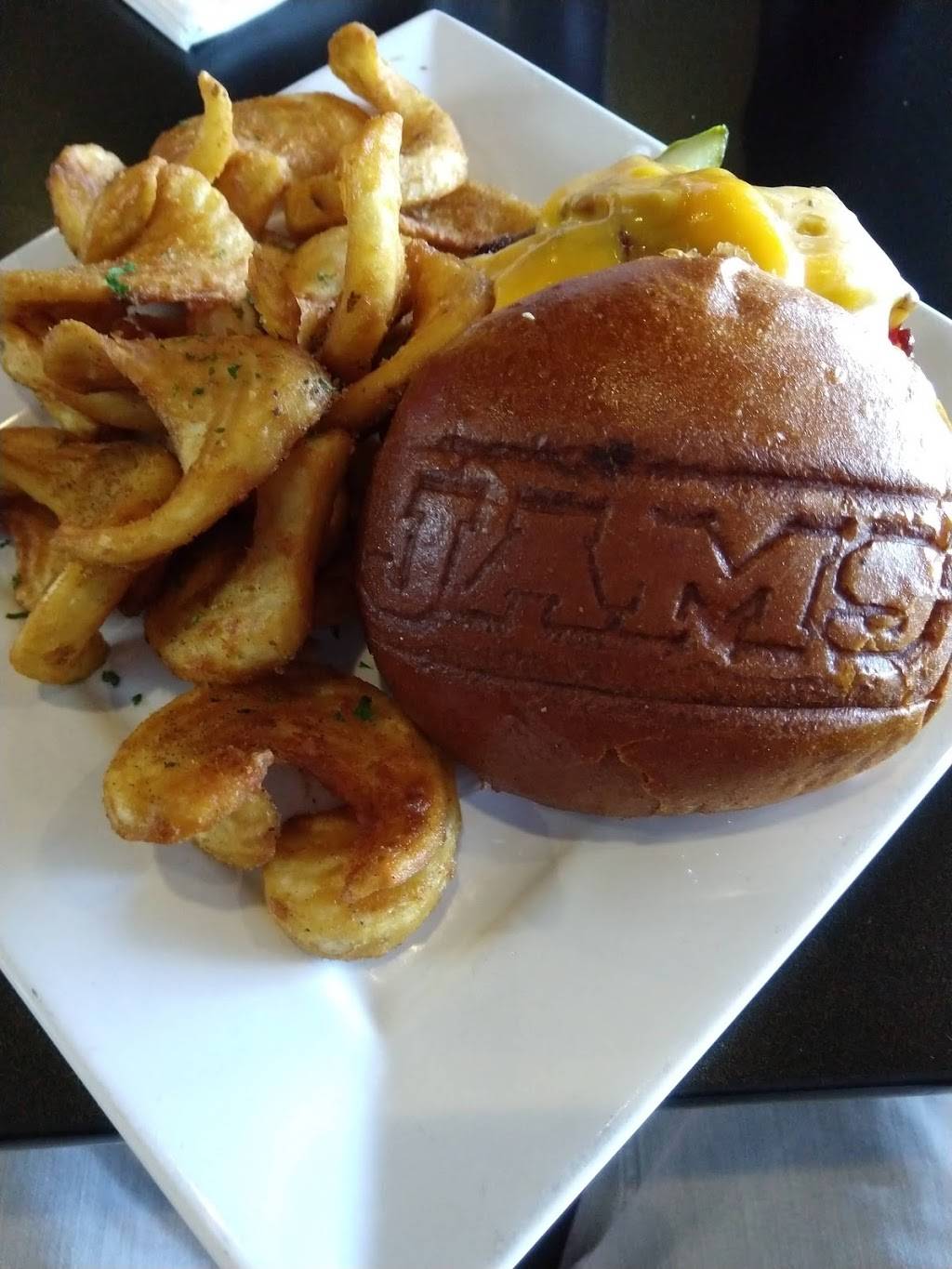 Jams@209 Sports Bar and Grill | restaurant | 2317 Geer Rd, Turlock, CA 95382, USA | 2096345267 OR +1 209-634-5267