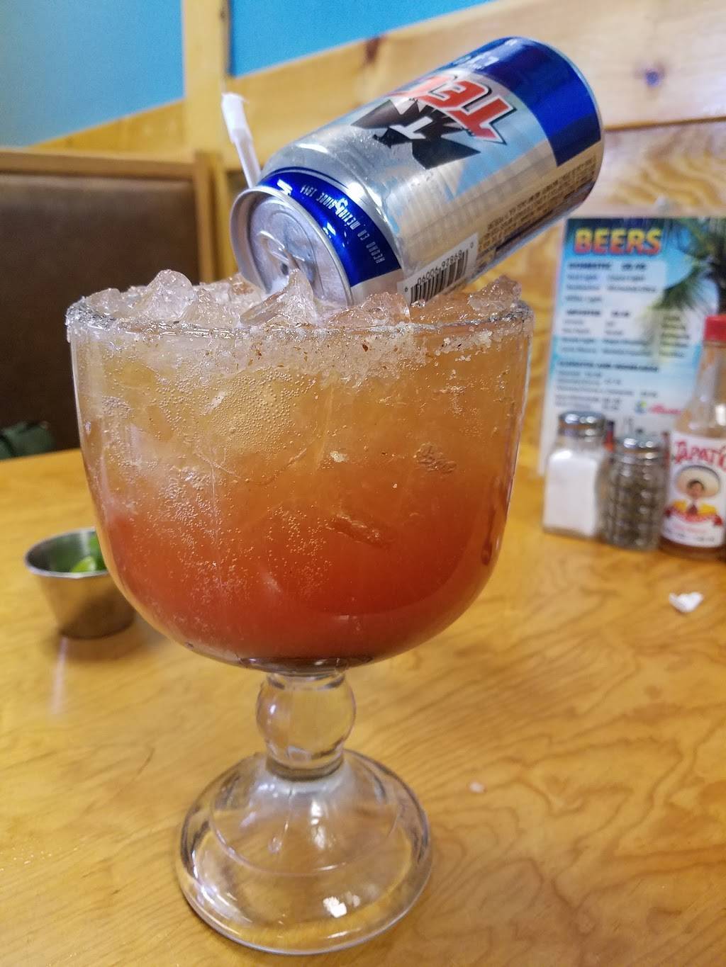 Los Aguachiles | restaurant | 7500 N Mesa St #107, El Paso, TX 79912, USA | 9155857588 OR +1 915-585-7588