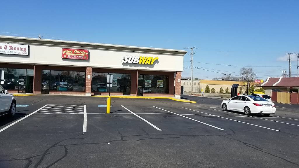 Subway | restaurant | 287 Armistice Blvd, Pawtucket, RI 02861, USA | 4017248808 OR +1 401-724-8808