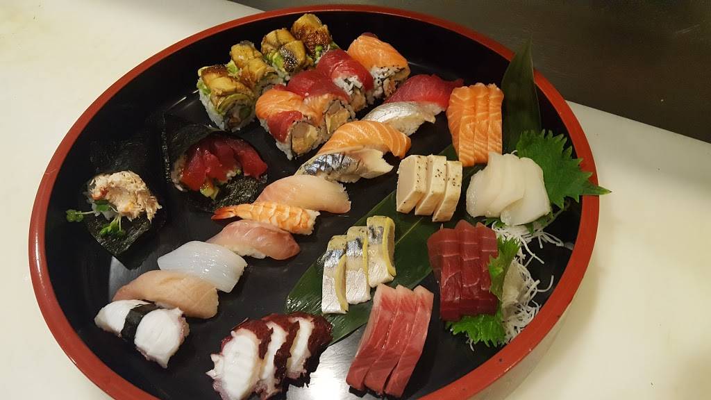 Dragonfly Robata Grill & Sushi | restaurant | 7972 Via Dellagio Way, Orlando, FL 32819, USA | 4073703359 OR +1 407-370-3359