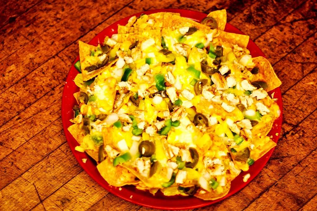 Gaslight Restaurant | restaurant | 328 E 4th St, Huntingburg, IN 47542, USA | 8126833669 OR +1 812-683-3669