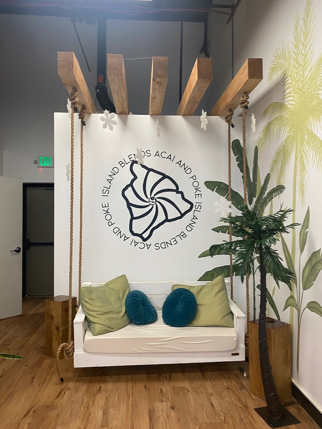 Island Blends Açaí and Poke | restaurant | 14655 Fryelands Blvd suite 136, Monroe, WA 98272, USA | 3608636659 OR +1 360-863-6659