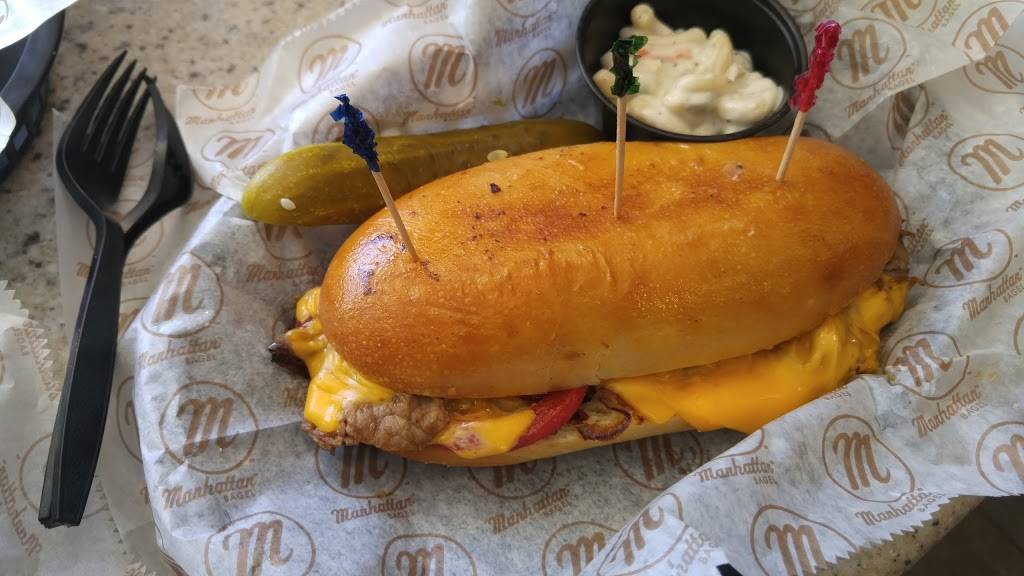 Manhattan Bagel | cafe | 709 Broadway, Bayonne, NJ 07002, USA | 2013549100 OR +1 201-354-9100