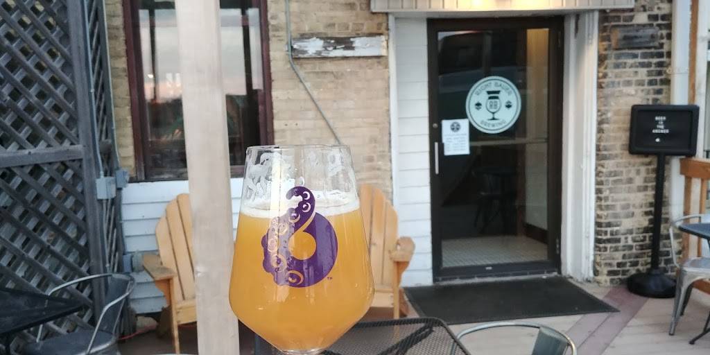 Right Bauer Brewing | restaurant | 239 E Main St, Sun Prairie, WI 53590, USA | 6083185002 OR +1 608-318-5002