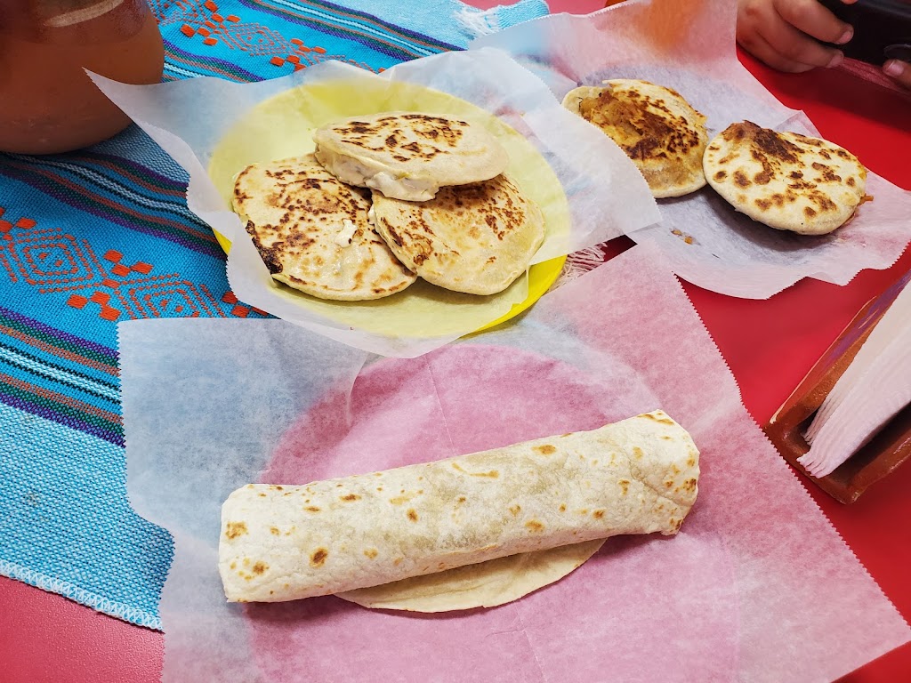 Gorditas Betancourt | restaurant | 4130 S Sandhill Rd Suite A-3, Las Vegas, NV 89121, USA | 7023830563 OR +1 702-383-0563