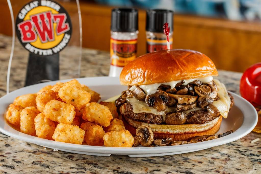 BreWingZ Restaurant & Bar | restaurant | 28320 US-290, Cypress, TX 77433, USA | 8323345054 OR +1 832-334-5054